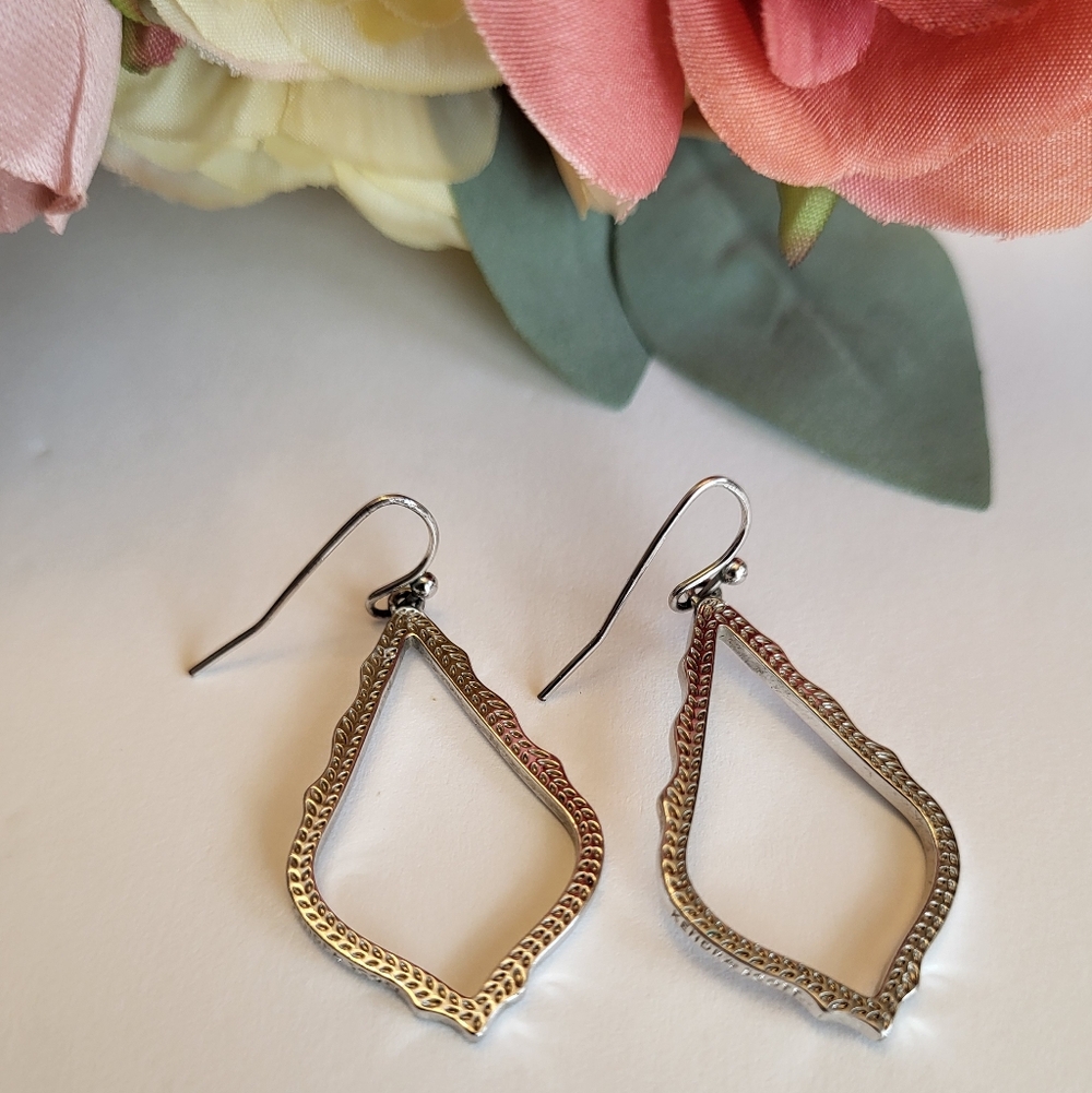 Kendra Scott Sophee Dangle Drop Hook Silvertone Earrings Gift